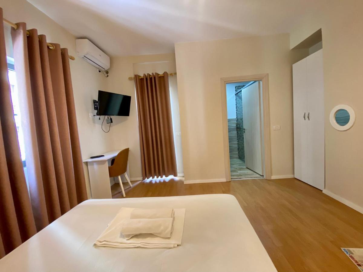 Hotel Globo Durrës Zewnętrze zdjęcie
