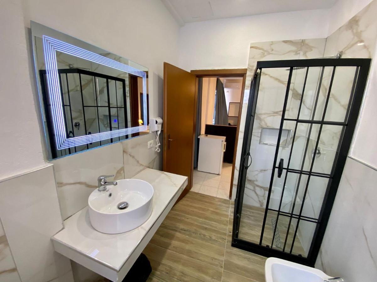 Hotel Globo Durrës Zewnętrze zdjęcie