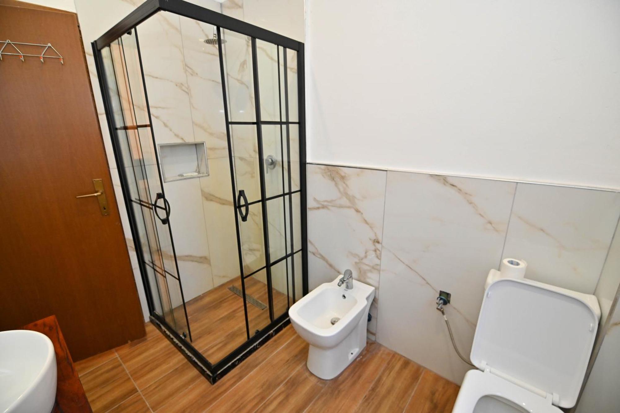Hotel Globo Durrës Zewnętrze zdjęcie