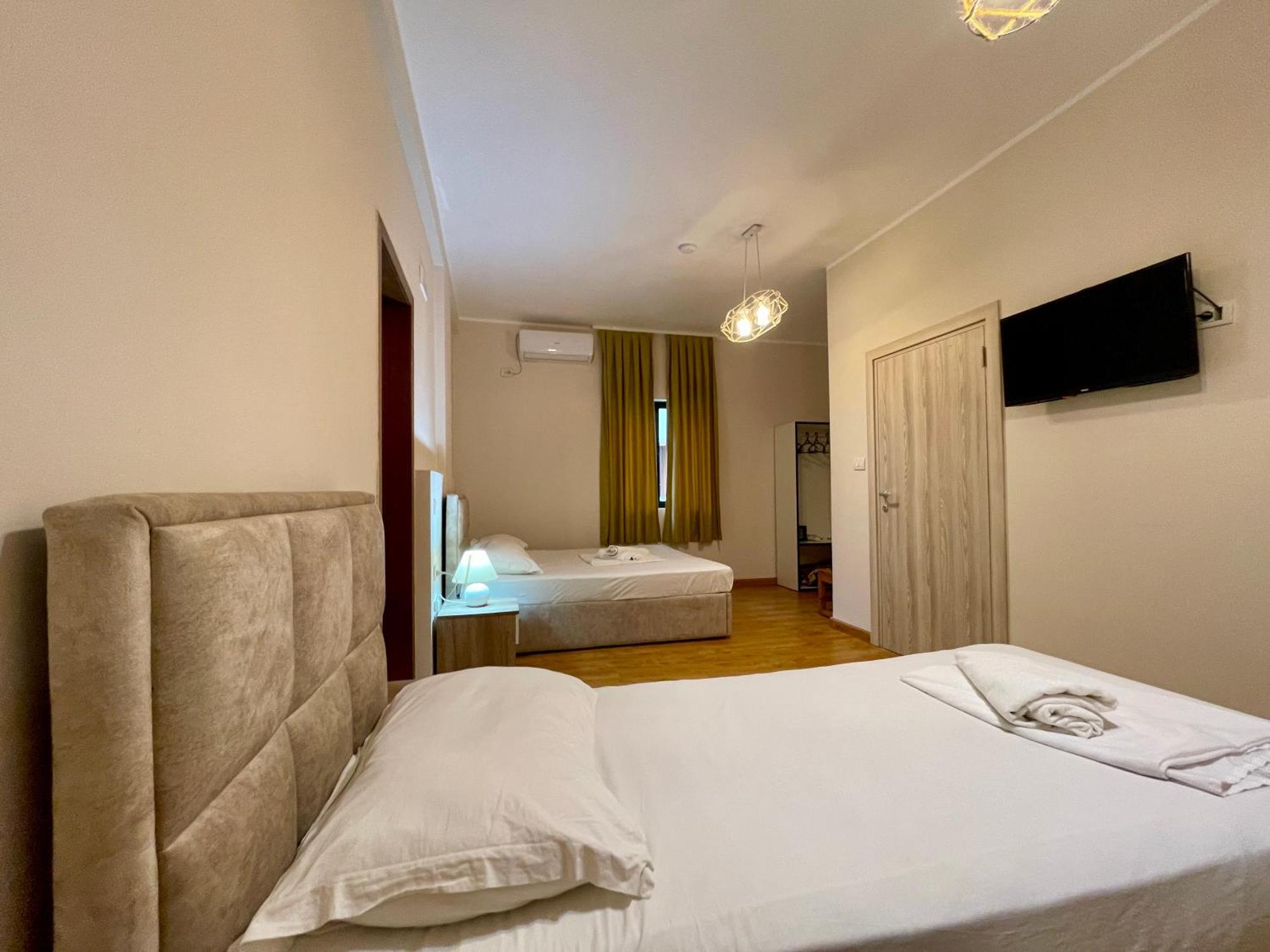 Hotel Globo Durrës Zewnętrze zdjęcie