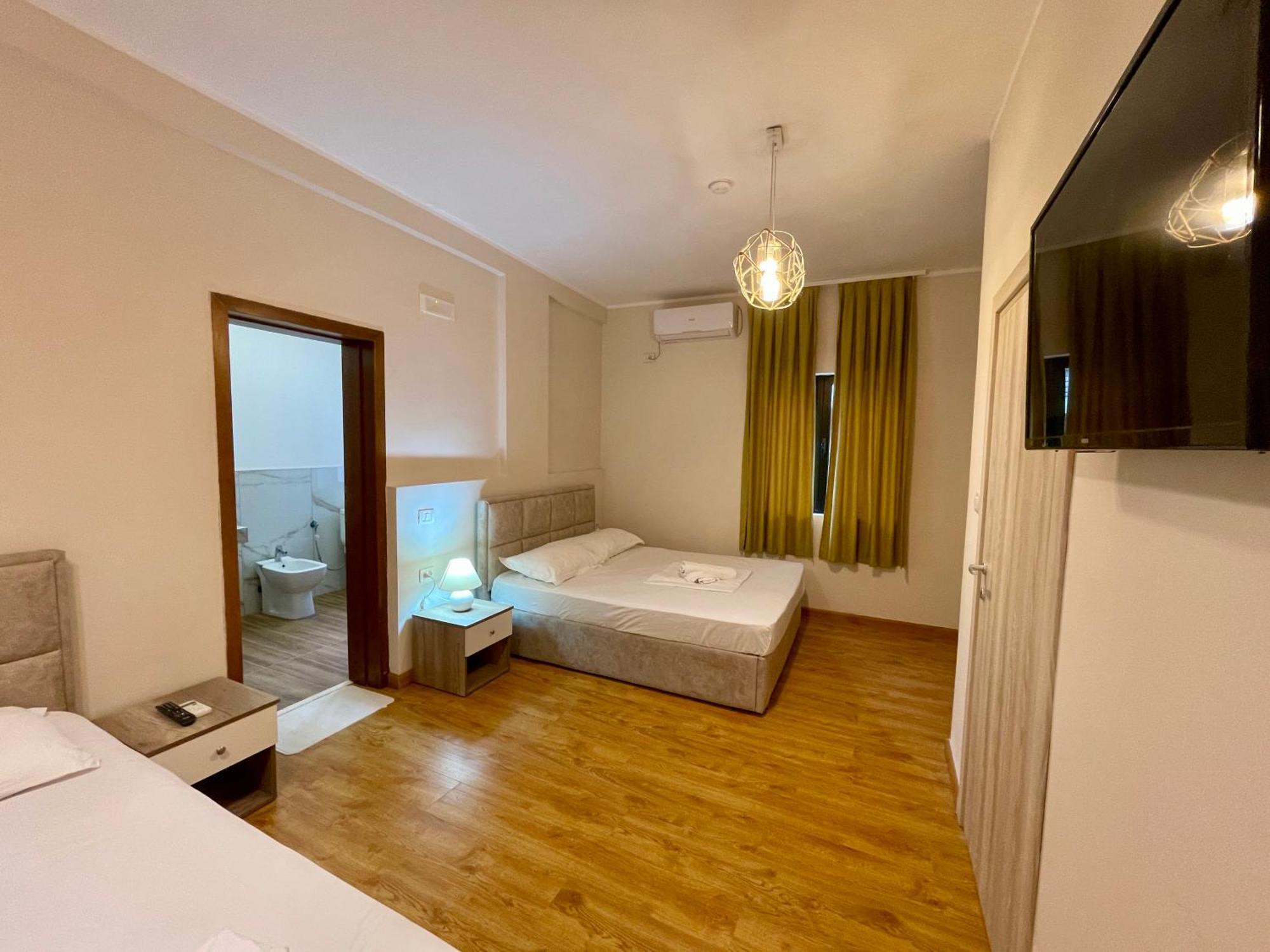 Hotel Globo Durrës Zewnętrze zdjęcie
